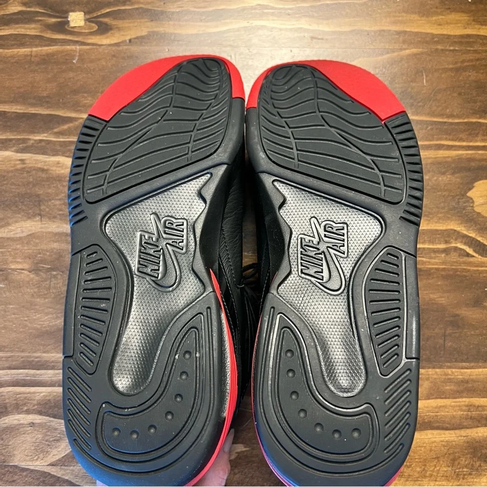 Nike Air Jordan Max Aura 5 Men's‎ Sneakers Black/ Red, Size 10.5